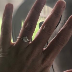 8mm (2ct) Moissanite Engagement Ring